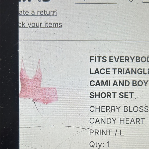 SKIMS Pink Heart Underwear - Picture 2 of 2